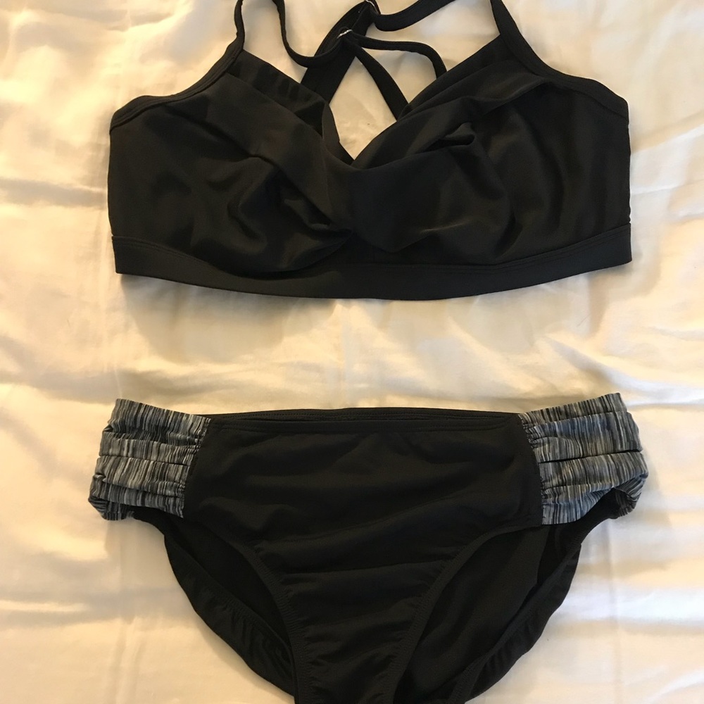 Athleta Bikini Bra Top 38 D/DD